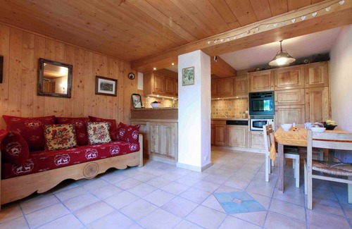 Megeve Apartment | 3 Room Apartment in Individual Luxury Cottage