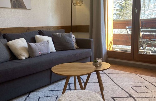 Valloire Apartment | 3-ROOM APARTMENT SLEEPS 8