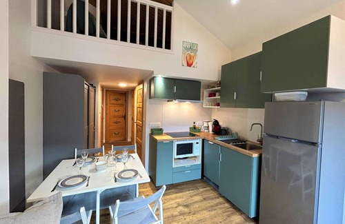 Meribel Apartment | 3-room Apartment with Mezzanine, 5 ppl, Méribel - Pets allowed, WiFi
