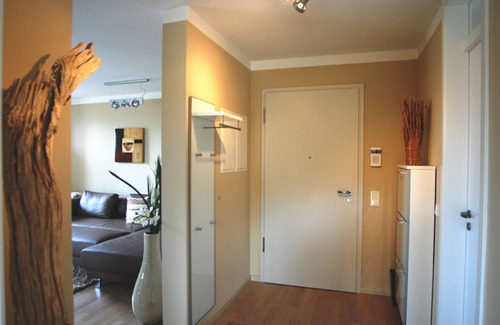 Wenningstedt-Braderup Apartment | 3-room designer apartment from 2010, South-westbalcony, WLAN, 2 bedrooms