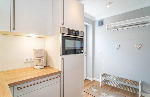 Westerland Apartment | 3-room vacation apartment for up to 4 people with terrace.