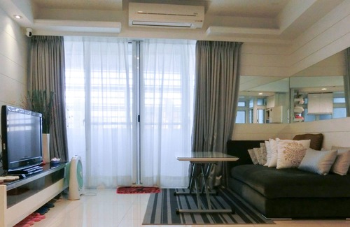 Zhongzheng Apartment | 3 rooms/3 beds /2bath/ Dongmen MRT1 mins/ Yongkang/s6-7