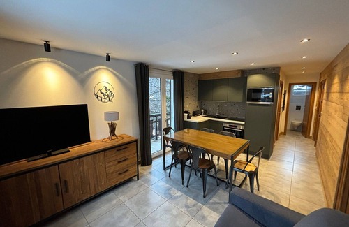 Valloire Apartment | 3 rooms, 6 people, southwest balcony, parking, Valloire