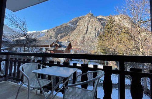 Valloire Apartment | 3 rooms, 6 people, southwest balcony, parking, Valloire