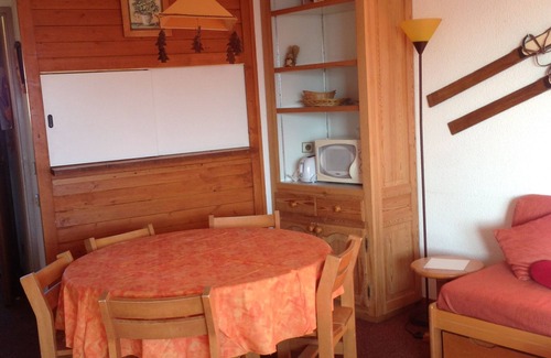 Bergers Apartment | 3 ROOMS-FULL SOUTH- TERRACE- VIEW-4th- LIFT-ELEVATOR-CALM-HIGH WIFI (fiber)