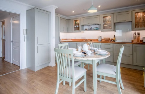 Little Haven Apartment | 3 St Bride's Bay View - 3 Bedroom - Broad Haven