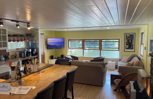 Gray House | 3-story waterfront haven w/unparalleled views, Hotspring spa, watch our video!