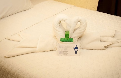 Downtown Cancun Hotel | 3 Unist | Charming Poolside Stay | Mexican Hacienda Style Near Mercado 28