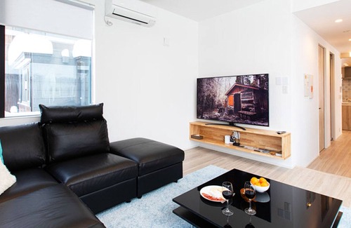Hirafu House | 3 Vacation Chalet in Hirafu, Close to Ski Resort, Niseko Chalet 1021