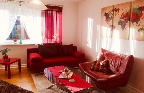 Russee - Hammer Apartment | 3-zimmer-apartment mit Parkplatz in City-nähe !