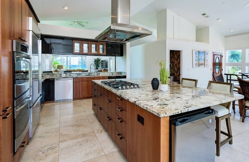 Nokomis House | 30 DAYS RENTAL FOR PRICE OF 2 WEEKS! 130 Yards to Gulf! Casey Key Home.