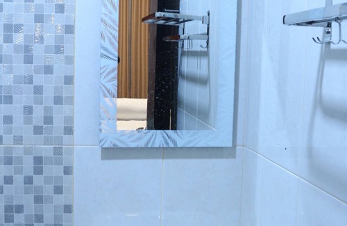 Tajur Halang Hotel | 30 minutes to Bogor Botanical Gardens