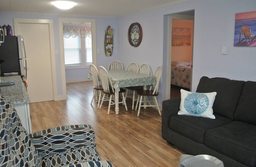 Wells Beach Condo | 30 seconds to the beach. No car needed!