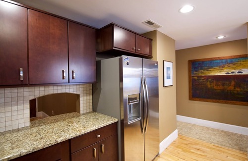 Downtown Asheville Condo | 306swcondo-asheville - Historic Art Deco S&W Bldg Center of Downtown AVL