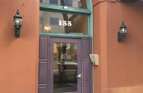 Downtown San Jose Apartment | 309-LG. Studio Center of San Pedro Sq. San Jose!