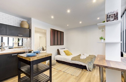Quartier de la Folie-Mericourt Apartment | 318 Suite Pivert - Superb apartment in Paris