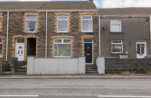 Maesteg House | 32 Bridgend Road