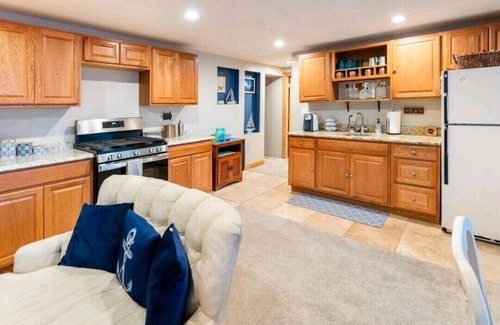 Eden Prairie House | 3200 Square Foot home with Hot Tub in the Woods