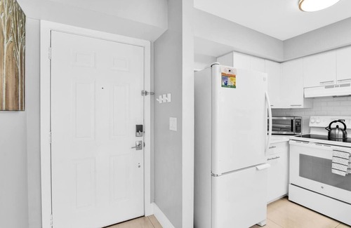 Mission Bay Apartment | 340A - Modern Villa in the heart of Boca Raton