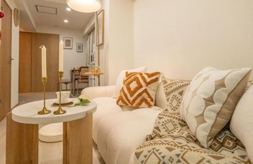 Honmachi Apartment | 35 初台駅1分 2-10人 丨1 minute from Hatsudai 2-10 people