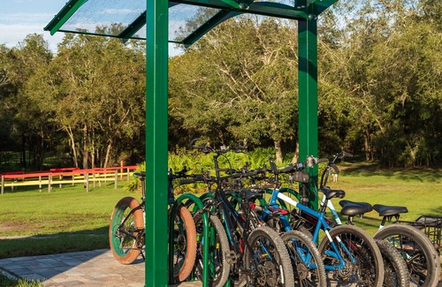 Bronson House | 35 minutes from both Gainesville and Ocala, 20 minutes from HITS