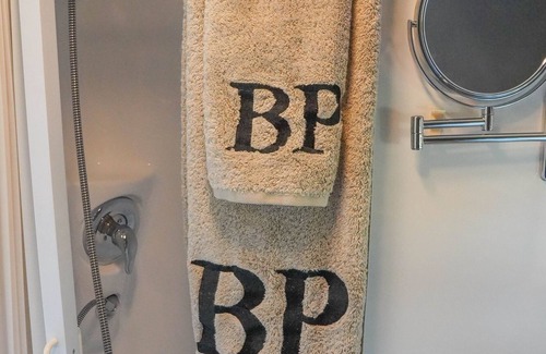 Bronson House | 35 minutes from both Gainesville and Ocala, 20 minutes from HITS