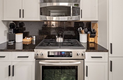 Stowe Area Cabin | 351C| 3 bdrm | 3rd Floor Pool And Mountain Views | Lodge At Spruce Peak