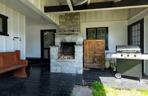 Pointe-au-Pic Cottage | 356 · Les Immeubles Charlevoix - 356