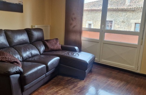 Ferrera Apartment | 35A01 Amplio apto 3 habitaciones en Noreña