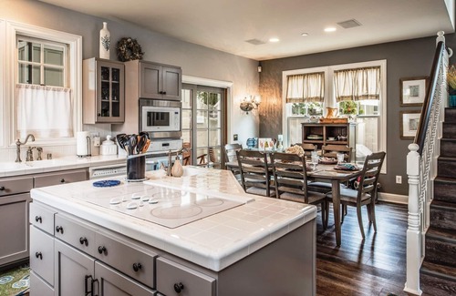 Pacific Grove House | 3703 La Gloria Cottage-by-the-Sea ~ Near the Beach