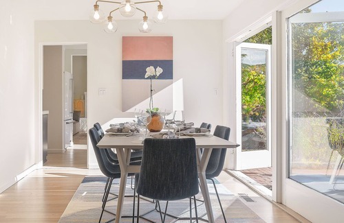 Carmel Point House | 3867 Dolce Tempo~ Quiet Area, Walk to Town & Beach