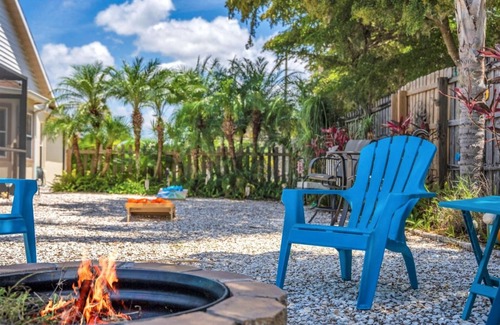 Trailer Estates House | 3B/2B House Pool & Hot Tub, Golf, Fire Pit, BBQ, Family Games, Near UTC