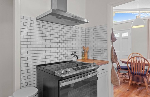 Jacksonville House | 3Bed 1.5 Bath 10 Min to Base