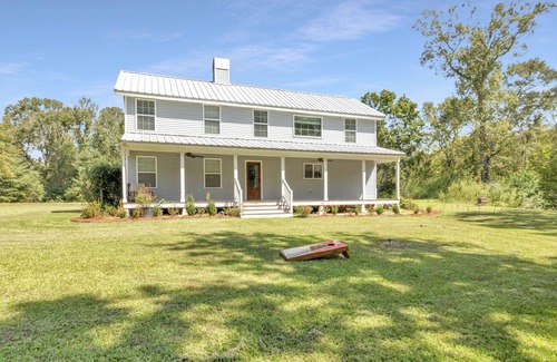 Rayne House | 3bed/2bath Country Lakehouse