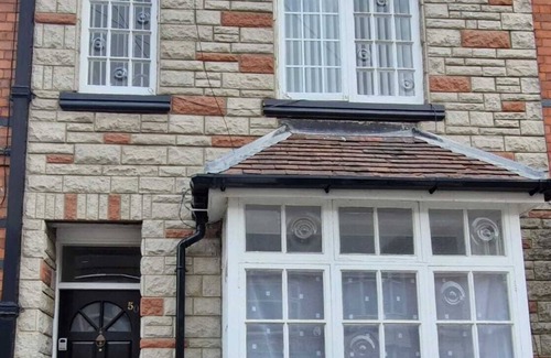 Welford House | 3bed House with Gym close to Town, Uni, Hospital