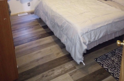Omaha House | 3Bedrooms/2baths and finished basement! Washer&dryer included. Private yard