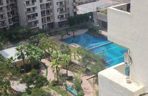 Noida Apartment | 3BHK/2BHK Pool facing oasis