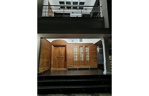 Narakal House | 3BHK A/C Family Friendly homestay in Kadamakudy.