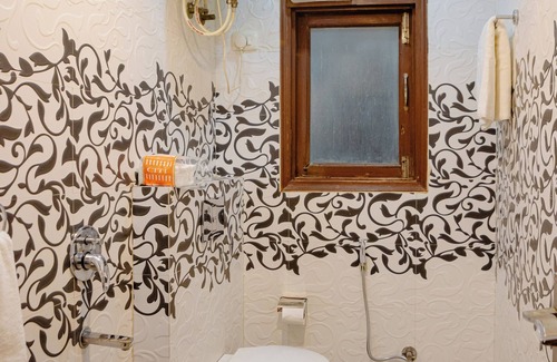 Chhatarpur Apartment | 3BHK Bohemian Gem - Chhatarpur