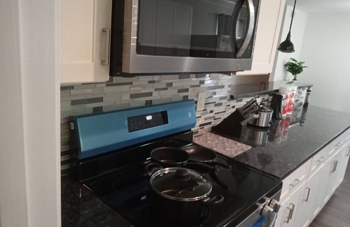 Sterling House | 3Br/2Ba Family home close to Washington DC, Very close to many attractions.
