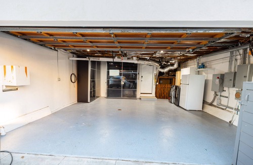 Noe Valley House | 3BR, 2BA Home, stunning views, sleeps 7, Garage + 240V EV Charging station