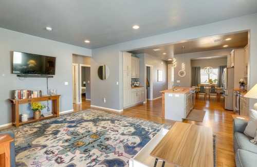 Kingman House | 3BR 2BA - Kingman Home w/Patio & Fire Pit
