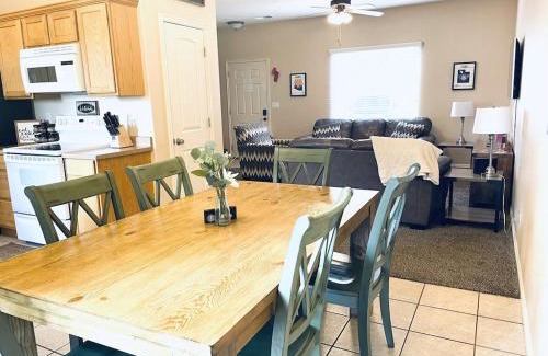 Kanab House | 3BR/2BA Townhome with Pool, Patio, WiFi, Washer/Dryer