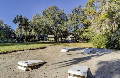 Shipyard Plantation House | 3BR End Unit Townhome | Bikes Included | Near Hilton Head Beach