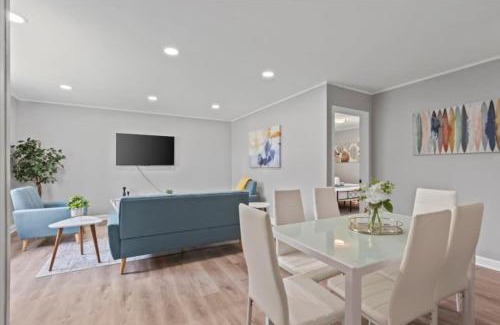 Wheeling House | 3BR Gem in Wheeling