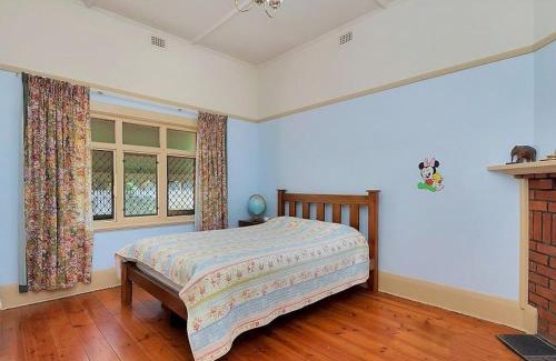 Joslin House | 3BR Guest House near Adelaide CBD Joslin 5070