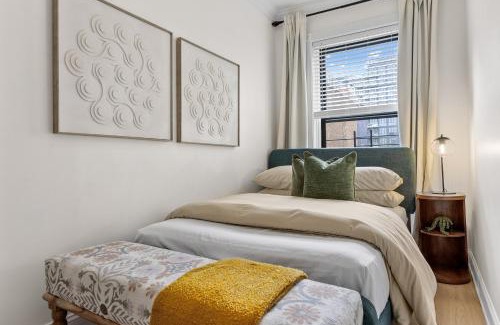 Harlem Apartment | 3BR Harlem Stay with Washer with Dryer