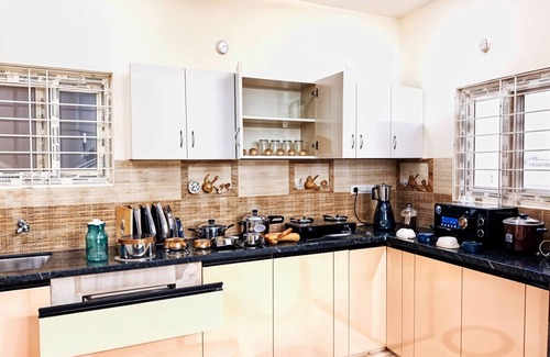 Gachibowli Apartment | 3BR Hill View Apartment in Gachibowli Hyderabad by Homeyhuts