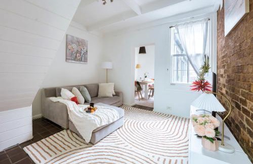 Redfern House | 3BR Home Prime Location Redfern