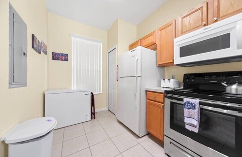 Regal Palms House | 3BR | Pool & Hot Tub | Near Disney | Game Room